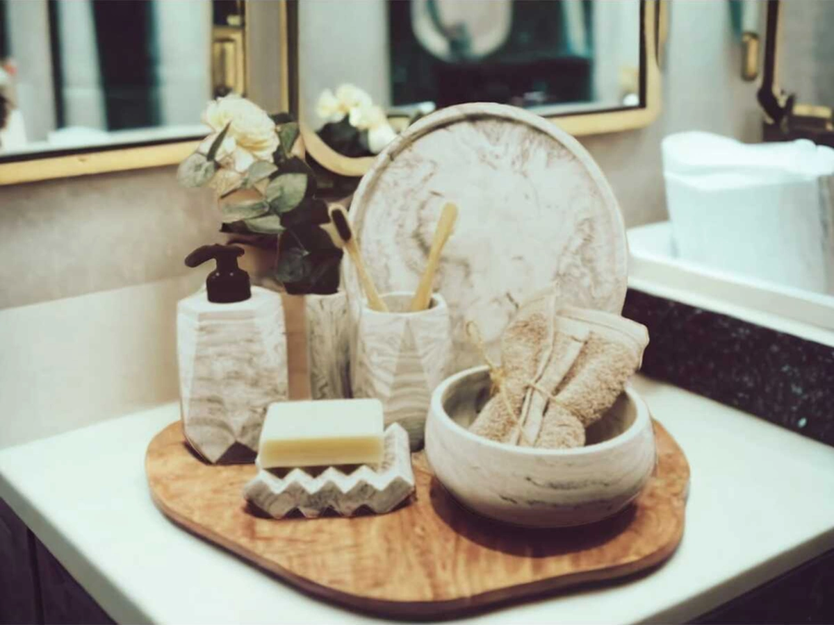 6'lı Bej Mermer Desen Beton Banyo Seti ,sıvı Sabunluk Diş Fırçalığı Aksesuar Takımi,havluluk,tepsi Bej