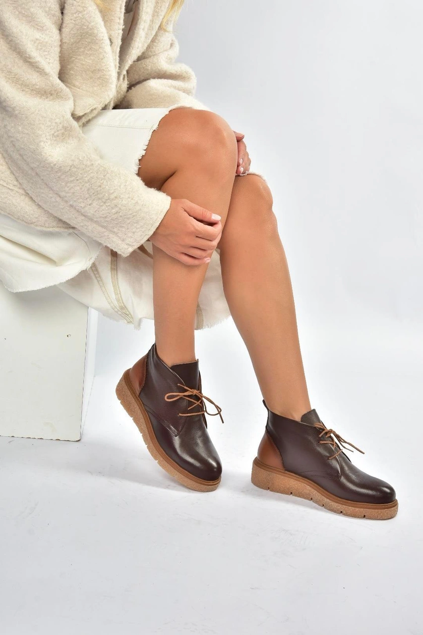 Fox Shoes V555011003 Kahverengi Hakiki Deri Comfort Ortopedik Taban Bağcıklı Kadın Bot Kahverengi-hakiki Deri