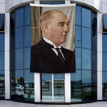 Gazi Mustafa Kemal Atatürk Yan Portre Poster Bayrak Raşel Kumal 4x6 Metre Ata58 Diğer
