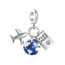 Uçak Dünya Ve Pasaport Sallantılı Charm Gümüş