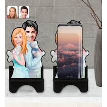Kişiye Özel Sevgililer Karikatürlü Ahşap Biblo Telefon Standı-87