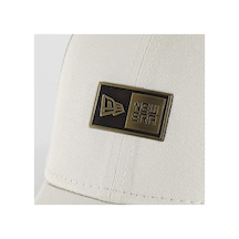 New Era Ne Badge 9forty Newera Ivo Bej