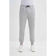 Gri