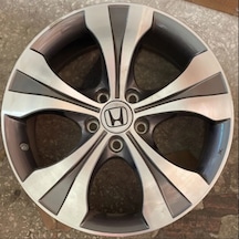5 114,3 18 7.0 Et50 Ch64.1 Honda Crv ınal  Jant Takımı 82