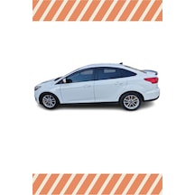 Focus 3 Parlak Siyah Mügen Cam Rüzgarlığı Focus 3 Rüzgarlık