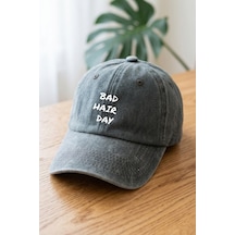 Emybox Bad Hair Day Yazılı Yıkamalı Unisex Şapka - Eskitme Metal Tokalı Ayarlanabilir Baskılı Beyzbol Şapka Füme