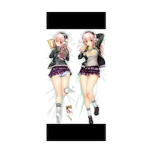 Super Sonico Desenli Çift Yön Baskılı Sarılma Yastığı Kılıfı Çok Renkli