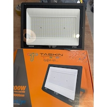 300 WATT (TAM WAT) METAL KASA PROJEKTÖR 27000 LÜMEN - BEYAZ RENK