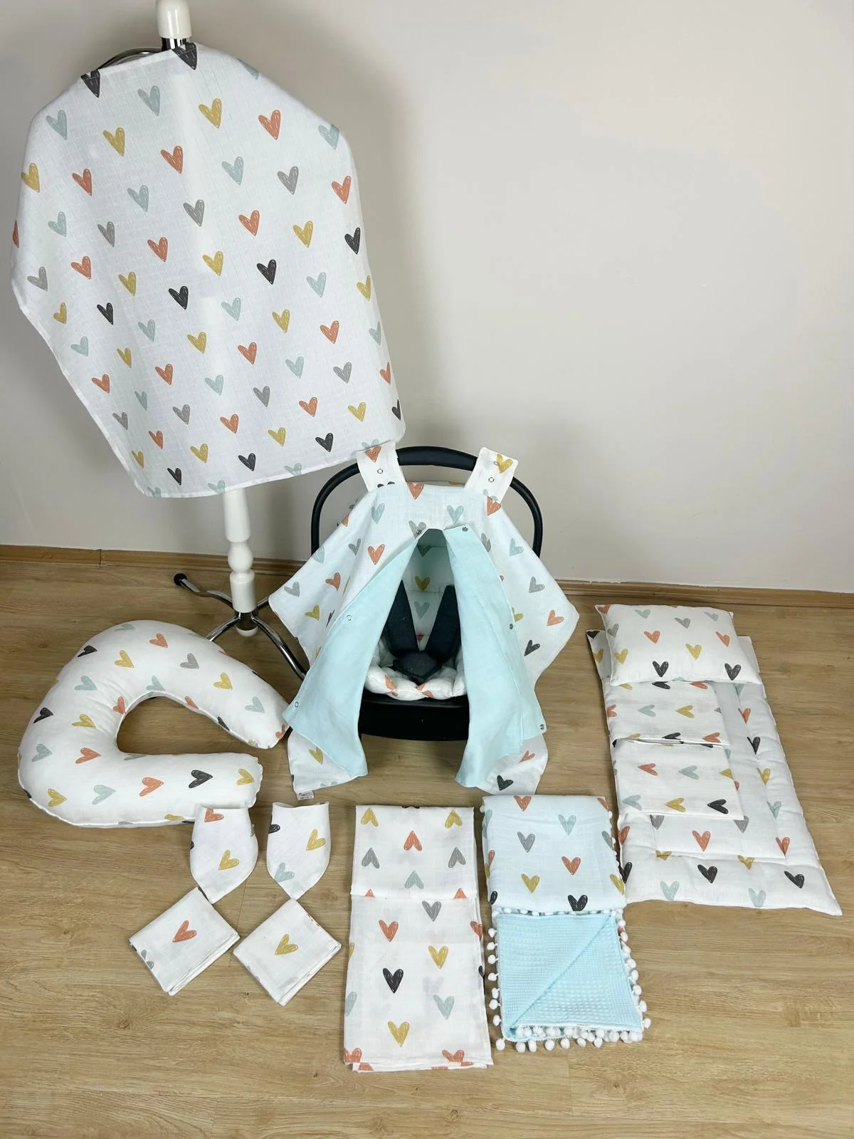 %100 Pamuk 12 Parça Çift Taraflı Muslin Set Kalp Desen