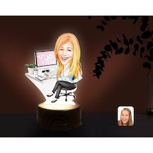 Kişiye Özel Kadın Genel Müdür Karikatürlü Dekoratif 3D Biblo Led