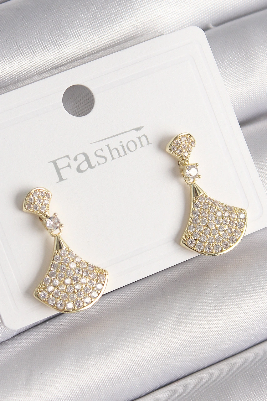 Pirinç Gold Renk Zirkon Taşlı Motif Model Kadın Küpe Diğer