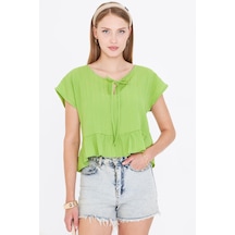 Armonika Kadın Fıstık Yeşili Yarasa Kol Yakası Bağlamalı Eteği Fırfırlı Oversize Crop Bluz Arm-24y001088