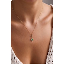 Yeşil Oval Taşlı Kutup Yıldızı Kilitli Charm Kolye Ucu
