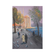 Ortaköy Sahili: Sonbaharın İncisi Ve İnsanlar 50 x 70 CM