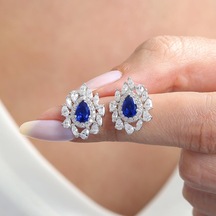 Mia Vento Effective Diamond İstanbul İhtişamı Sentetik Safir Taşlı Gümüş Küpe