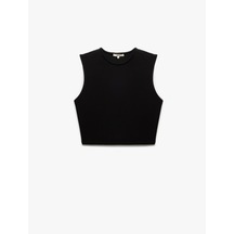 Koton Bisiklet Yaka Slim Fit Metal Aksesuarlı Sırt Dekolteli Crop Bluz Siyah 5sak10545ek Siyah