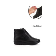 Gönderi(R) Gönderi R Siyah Fermuarlı Kemik Çıkıntısına Özel Hakiki Deri Bot Siyah