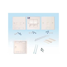 İngiliz Tipi Çift Port Sıva Altı Priz, Şeffaf Muhafazalı Etiketli.45 Derece Açılı