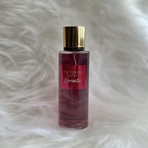 Victoria's Secret Beauty Romantic Vücut Spreyi 250 Ml