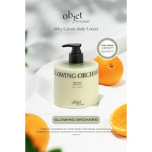 Yaşlanma Karşıtı Saten Bitişli Vücut Losyonu Kundal Silky Gleam Body Lotion Glowing Orchard
