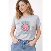 Herkesemoda Shine Bright Baskı Detaylı Bisiklet Yaka Pamuklu Basic T-shirt Gri