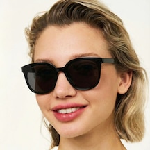 Siyah