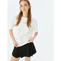 Koton Snoopy Baskılı Lisanslı Bisiklet Yaka Kısa Kollu Oversize Tişört Ekru 5sal10141ık Ekru