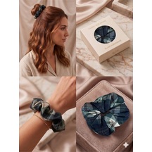 İpeksi Dokulu Ekose Desenli Kumaş Scrunchie Lastik Toka Farklı Renk Seçenekli 0