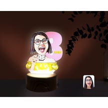 Kişiye Özel Kadınlar Günü Karikatürlü Dekoratif 3D Biblo Led Işık(481493147) Çok Renkli