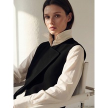 Lcw Modest Siyah Bisiklet Yaka Kadın Klasik Yelek Lcw Modest Siyah Bisiklet Yaka Kadın Klasik Yelek