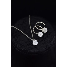 Papatya Silver 925 Ayar Gümüş Rodyum Kaplama Sedef Manolya Çiçeği Kolye ve Halka Küpe Set Papatya Silver 925 Ayar Gümüş Rodyum Kaplama Sedef Manolya Çiçeği Kolye ve Halka Küpe Set
