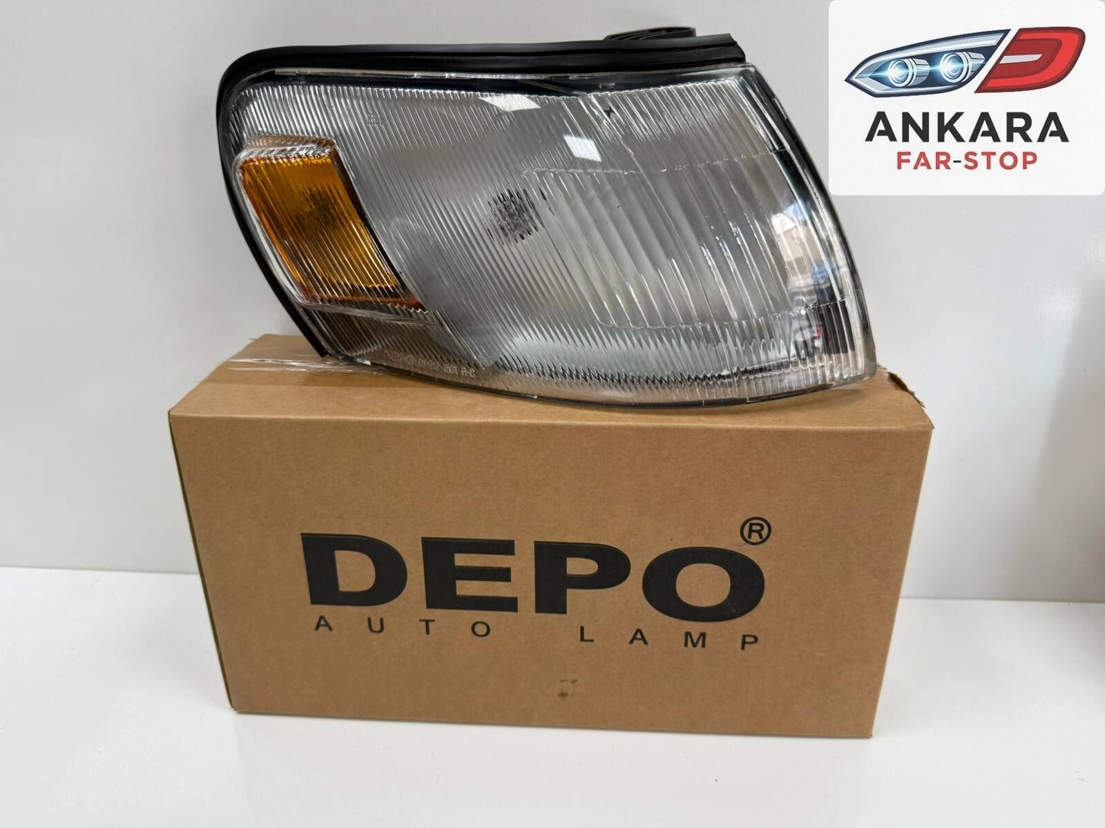 Toyota Corolla Ae100 1993 - 1995 Sinyal Lambası Ön Sağ Çıkıntılı Tip Depo Marka