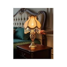 Gold Kadife Kaplama İnci Detaylı Başlık Gold Burgulu Metal Ayaklı Klasik Model Abajur 50x25cm