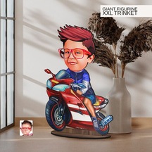 Bk Gift Kişiye Özel Motorcu Çocuk Karikatürlü Büyük Boy Ahşap Biblo-1 Arkadaşa Hediye , Sevgiliye Hediye, Kişiye Özel Biblolar Kobitmeyen137523 Bk Gif