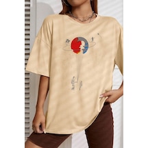Unisex Evren Temalı Baskılı Tasarım T-shirt Bej