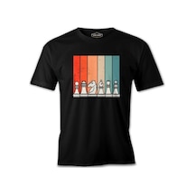 Chess Pieces With Rectangular Retro Sunset Background Siyah Erkek Tshirt 001