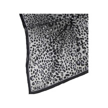 Mim Eşarp Leopar Desenli Star Krep Eşarp Beyaz - Siyah - Gümüş Mim Eşarp Leopar Desenli Star Krep Eşarp Beyaz - Siyah - Gümüş