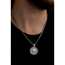 Erkek Gümüş Kolye - Yunan Tanrısı Medusa İşlemeli Gümüş Kolye