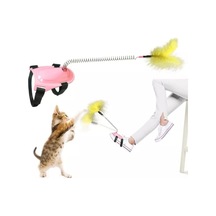 Tineke Yaylı Kedi Ayak Oyun Oltası 1 Adet