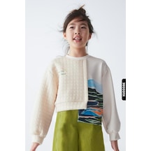 Kız Çocuk Academy Yazılı Kapitone Sweatshirt-13356-krem Yeşil Krem - Yeşil Kız Çocuk Academy Yazılı Kapitone Sweatshirt-13356-krem Yeşil Krem - Yeşil