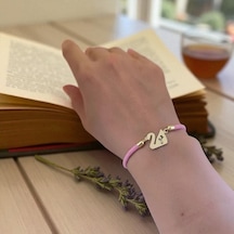 Archin Anne Sevgisi Temalı 14 Ayar Altın Plakalı Pembe Örgülü Kuğu Kuşu Motifli Hediye Bileklik-609sembol Anne Sevgisi
