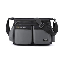 Erkekler İçin Şık Ve Fonksiyonel Seyahat Çantası - Geniş Kapasiteli Çapraz Askılı Spor Sırt Çantası Gri