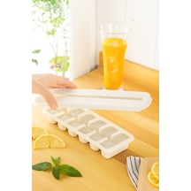 Kapaklı Büyük Boy Buz Kalıbı 12 Gözlü Buzluk Ekru Plastik Ekru Diğer