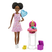 Barbie Bebek Bakıcılığı Oyun Seti Grp41