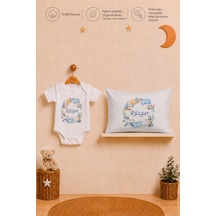 Pia Baby İsimli Erkek Bebek Kısa Kollu Body Zıbın Ve 35x45 Cm Yastık Kılıfı %100 Pamuk Organik Baskılı Hediye Seti 1098bay3x Krem