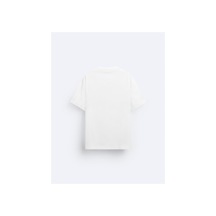 Ekru