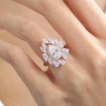 Mia Vento Effective Diamond İstanbul İhtişamı Rose Renk Işıltılı Gümüş Yüzük Mia Vento Effective Diamond İstanbul İhtişamı Rose Renk Işıltılı Gümüş Yüzük