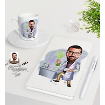 Kişiye Özel Erkek Kimyager Karikatürlü Beyaz Defter Kalem Türk Ka N11.25033