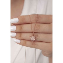 925 Ayar Gümüş Rose Kaplama Beyaz Renkli Lotus Çiçeği Kolye