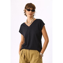 Fashion Friends V Yaka Sırtı Çapraz Biyeli Kadın T-shirt 26y0193k1 Siyah